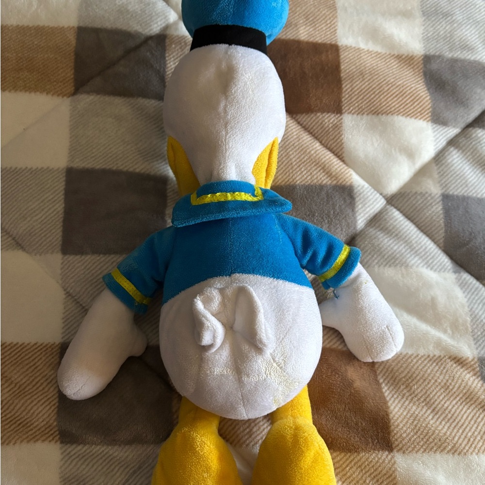 Disney Donald Duck stuffie - Picture 2 of 2